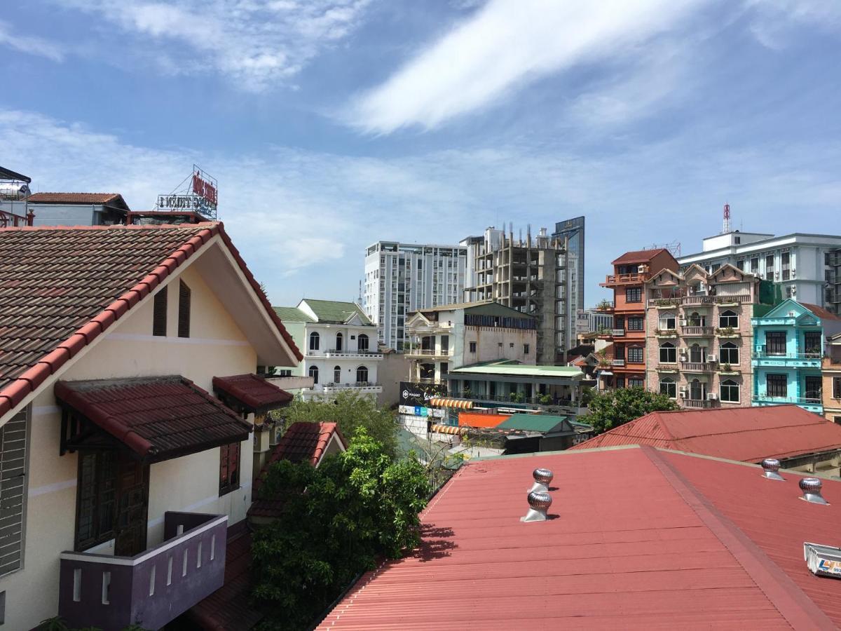 Maily Hostel Hue Exterior photo